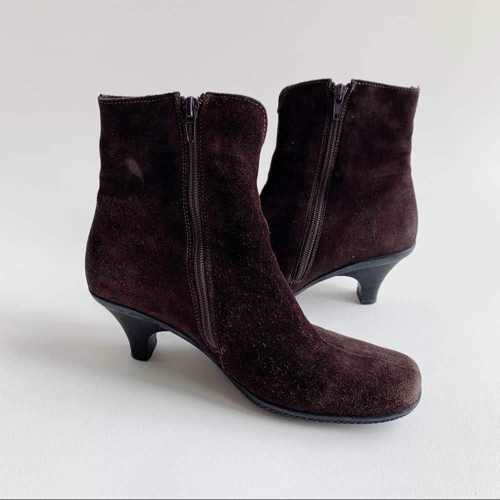 La Canadienne Suede Leather Zip Ankle Boots Size 7